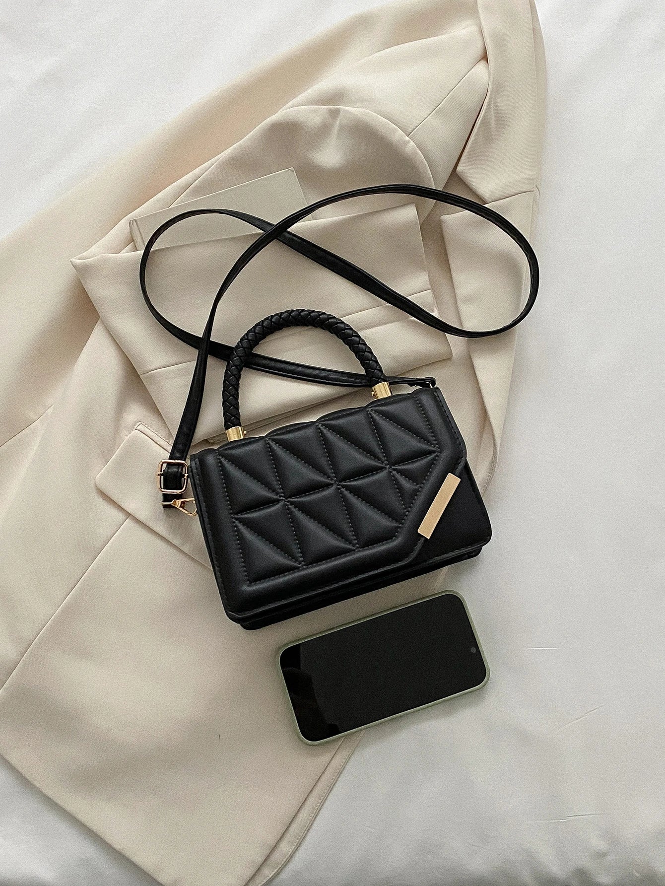 Women's Casual Fashionable Shopping And Dating Net Color Flip Cover Handbag